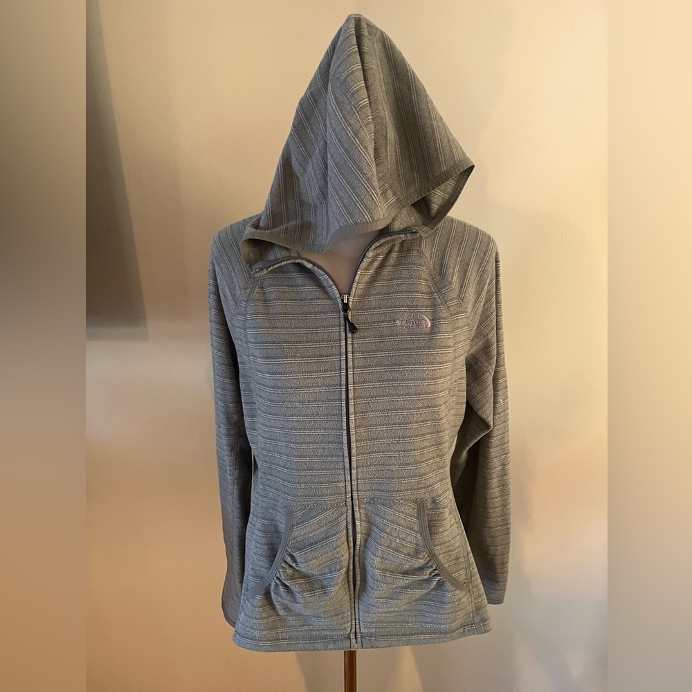 The North Face Woman’s Polartec full-zip hoodie Size Large